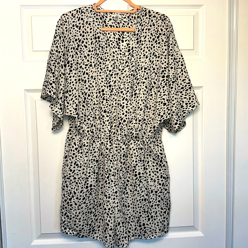 Women’s Dalmatian Print Romper Size Large